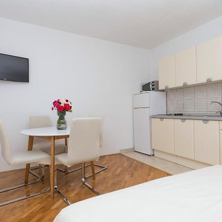 Skiljini Dvori - Apartman Makarska Exterior foto